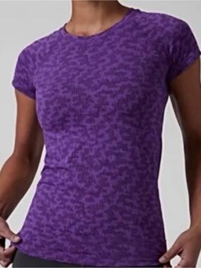 Athleta seamless momentum tee